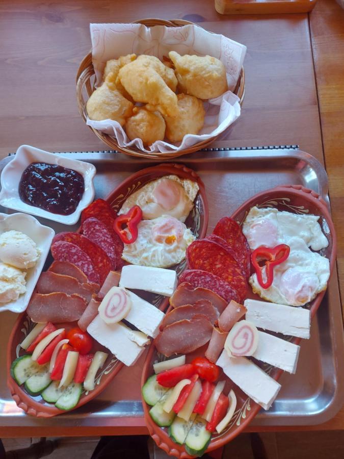 Willa Tarska Carolija Zaovine Popovići Zewnętrze zdjęcie